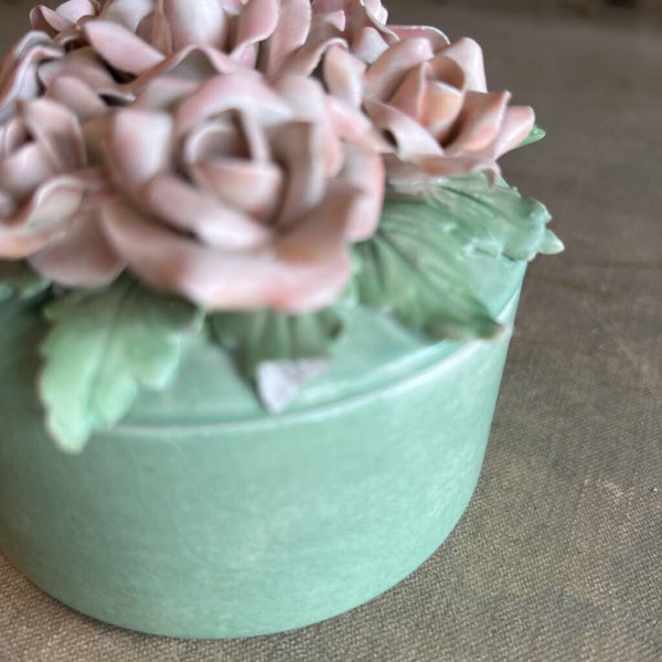 |N| Vintage Porcelain Rose Powder Jar