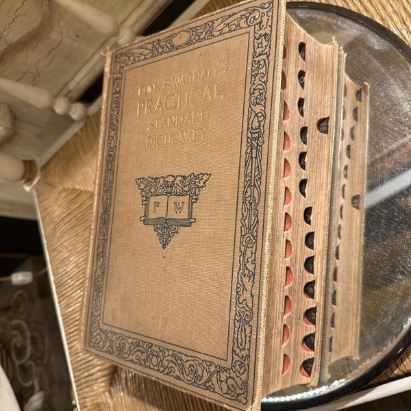 FUNK & WAGNALL'S PRACTICAL STANDARD DICTIONARY c1937
