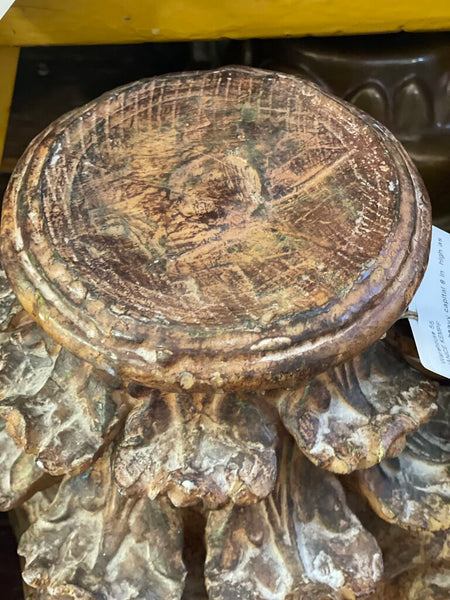 Ornate heavy capital 8 in high as is