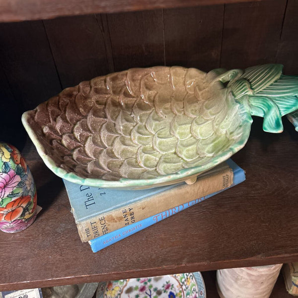Vintage Made in Spain Majolica Pineapple Footed Ceramic Bowl (as found)