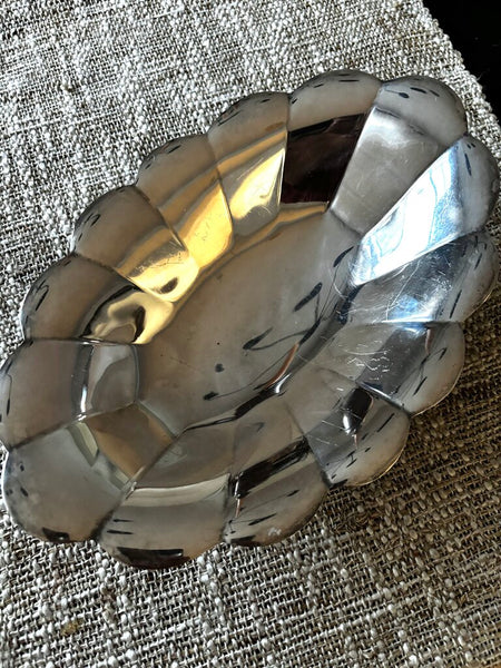 Vintage Reed & Barton 75 Silverplate Scalloped Footed Bowl 10" x 7"