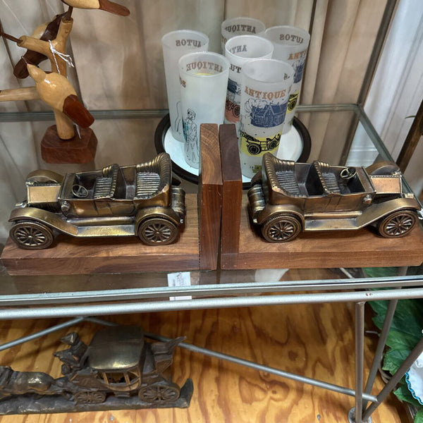 Lrg. Antique Car / Cast Iron and Wood Bookends