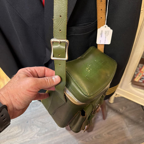 Vintage green leather camera bag 10"x7"x5"