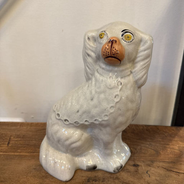 VINTAGE WHITE STAFFORDSHIRE DOG 10X8