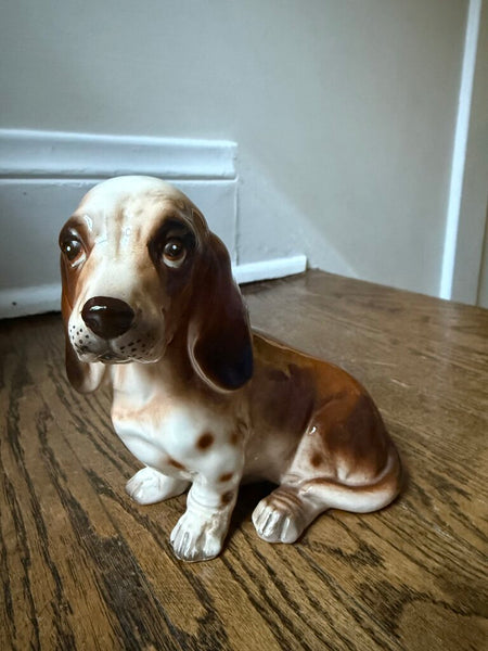 Bassett Hound Statue 6" tall W2279