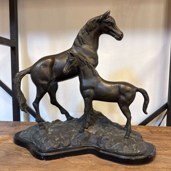 BRONZE HORSE STATUE 18X18