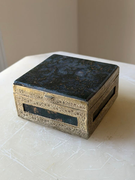 1536 Antique Moss Agate Box
