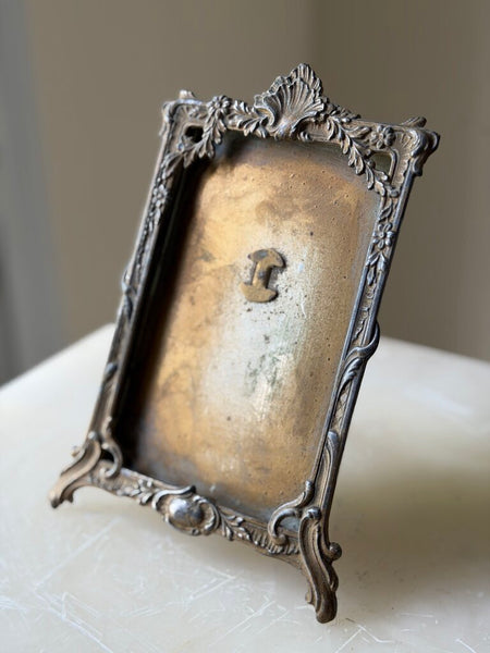 2055 art nouveu style metal frame