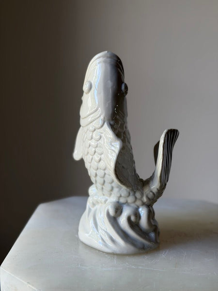 1605 Vintage Fish Vase