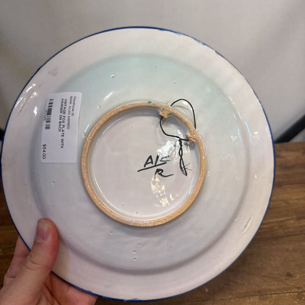 VINTAGE FOX PLATE WITH HANGER ON BACK