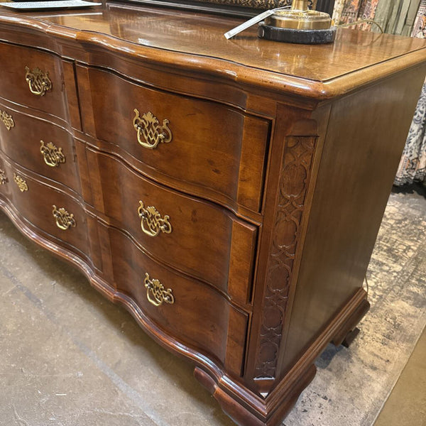 HENREDON CHEST 31T 72L 20D IN STORE PICK UP ONLY