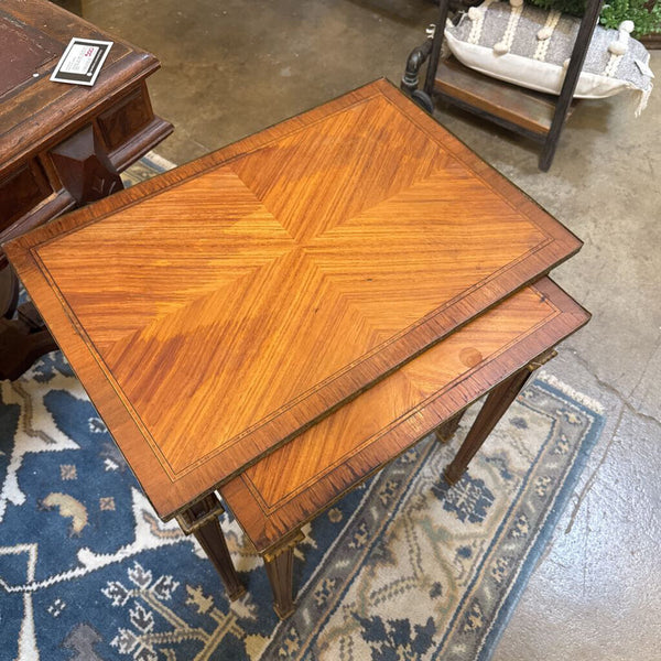 VINTAGE NESTING TABLES 23W 15D 24T AS FOUND IN STORE PICK UP ONLY