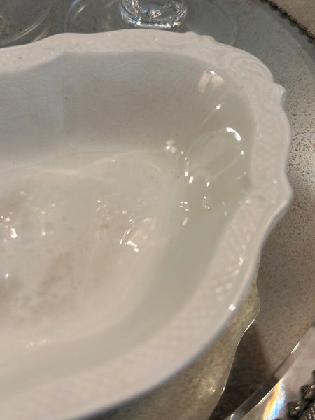 SCALLOPED EDGE IRONSTONE SOAP DISH, GRINDLEY (ENGLAND)