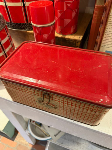 JFV ~ Vintage Biscuit ~ Cookie tin