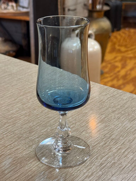Fostoria set of 6 Distinction Light Blue wine stem glasses
